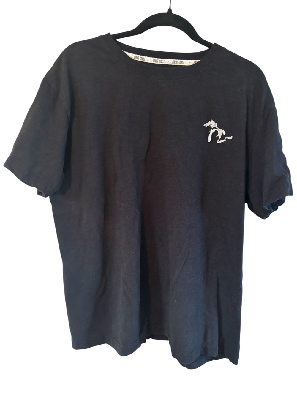 Great Coast Tee Men's 2XL Black Crewneck with Small White Great Lakes MI Graphic